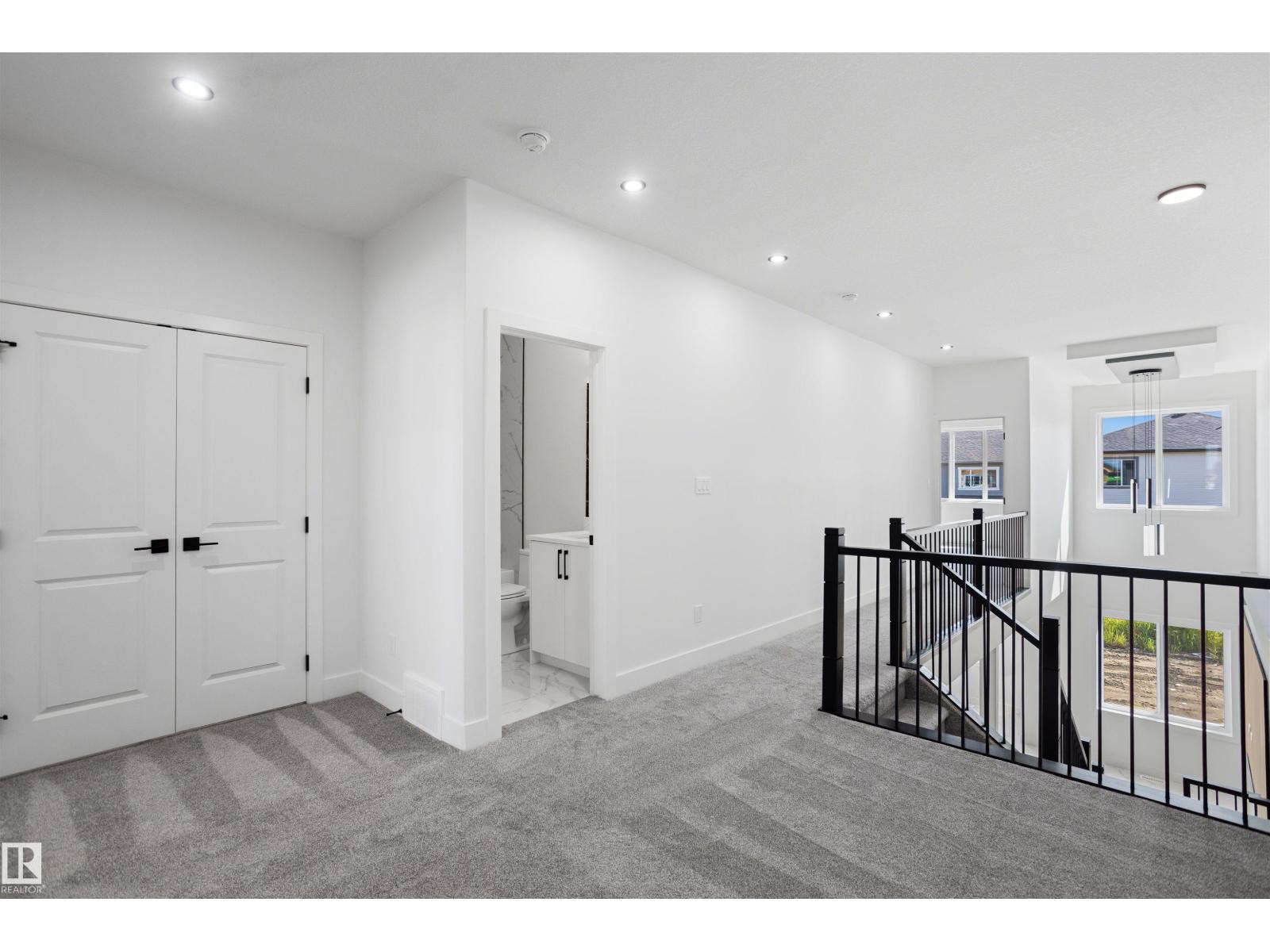 1523 208 ST NW - 24
