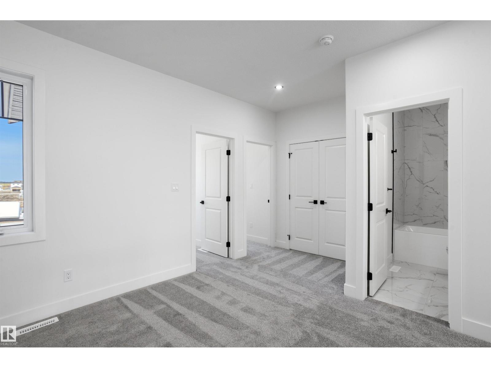 1523 208 ST NW - 29