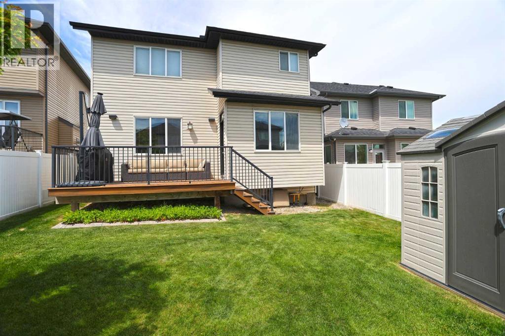 159 Sherwood Crescent NW - 4