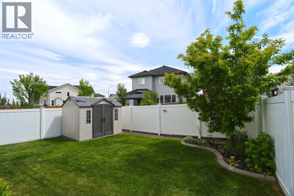 159 Sherwood Crescent NW - 48