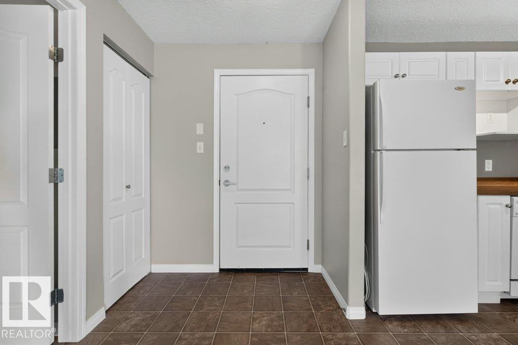 #6215 7331 SOUTH TERWILLEGAR DR NW - Image 3