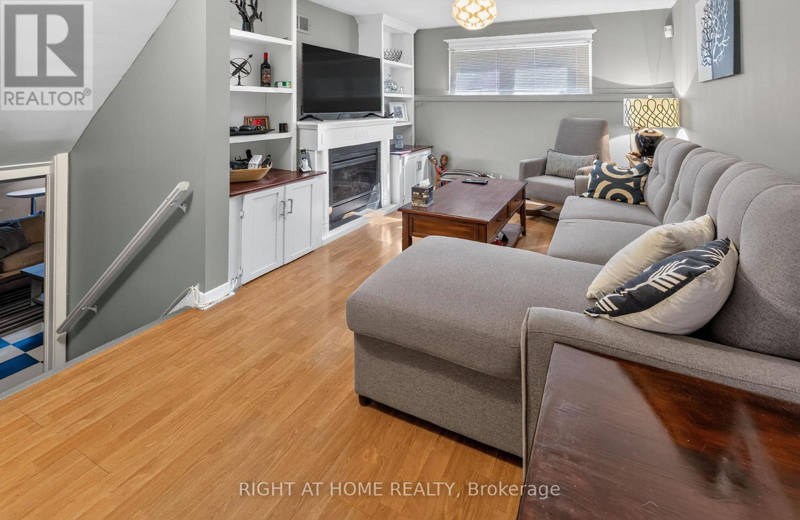 366 BURLINGTON CRESCENT - Image 12