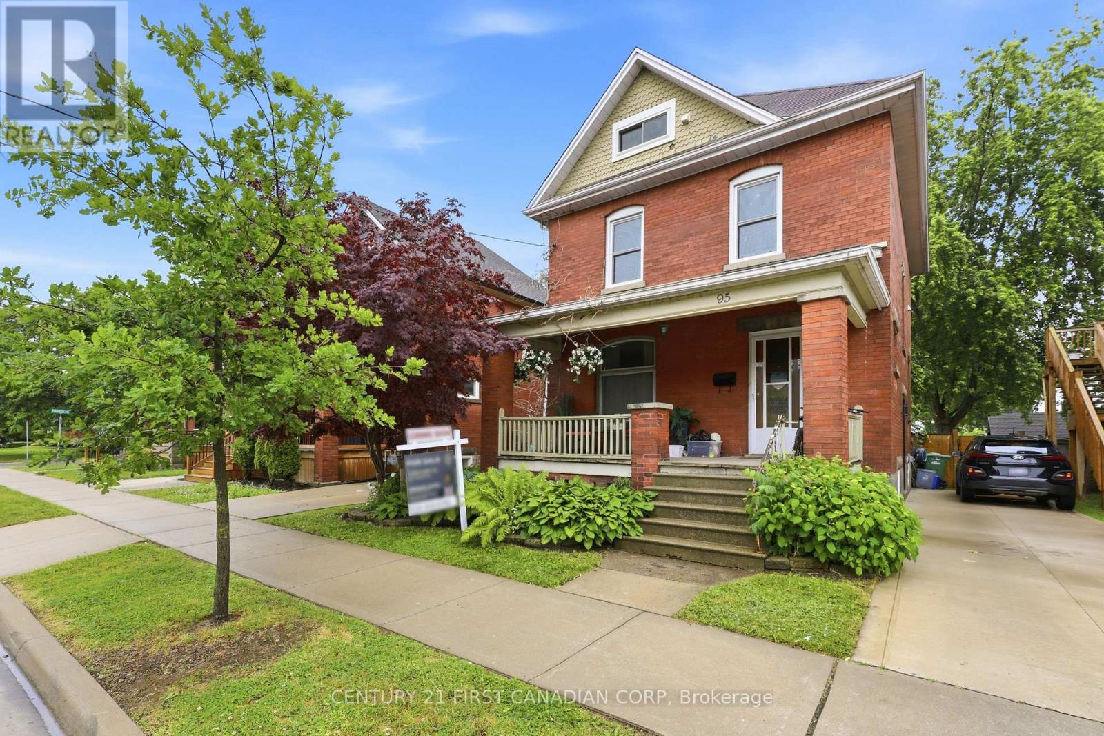 95 MYRTLE STREET N - Image 22
