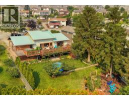 538 Lakeview Place, Oliver