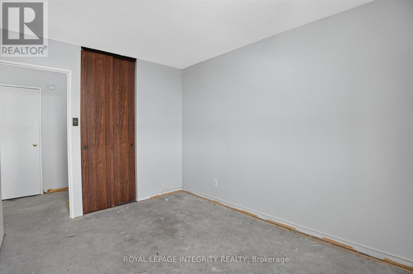 2 Bed, 1 Bath Apartment for Sale in Ottawa – 606 – 2000 JASMINE CRESCENT, Ottawa – MLS# X13642940 - Image 15