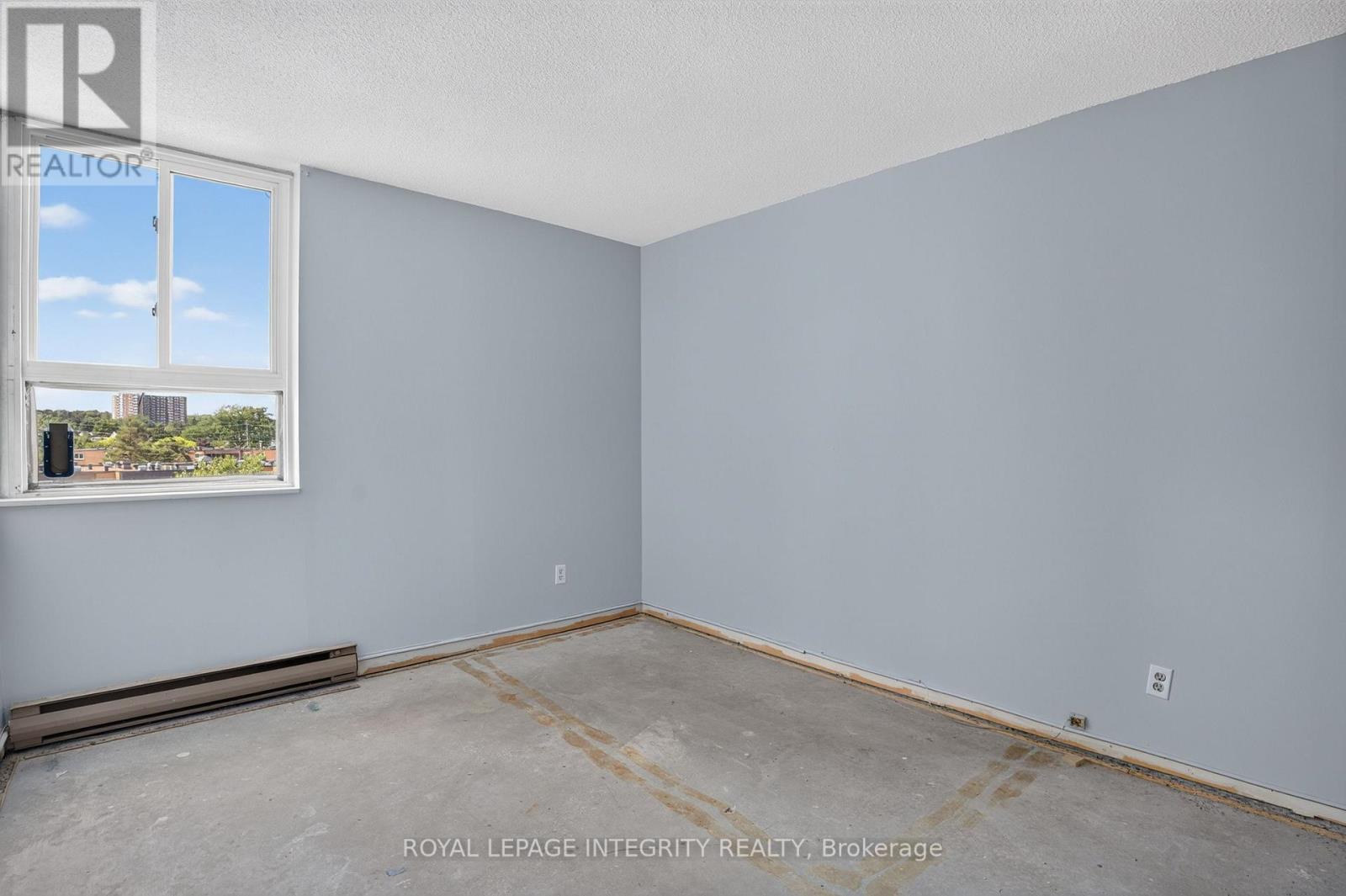 2 Bed, 1 Bath Apartment for Sale in Ottawa – 606 – 2000 JASMINE CRESCENT, Ottawa – MLS# X13642940 - Image 16
