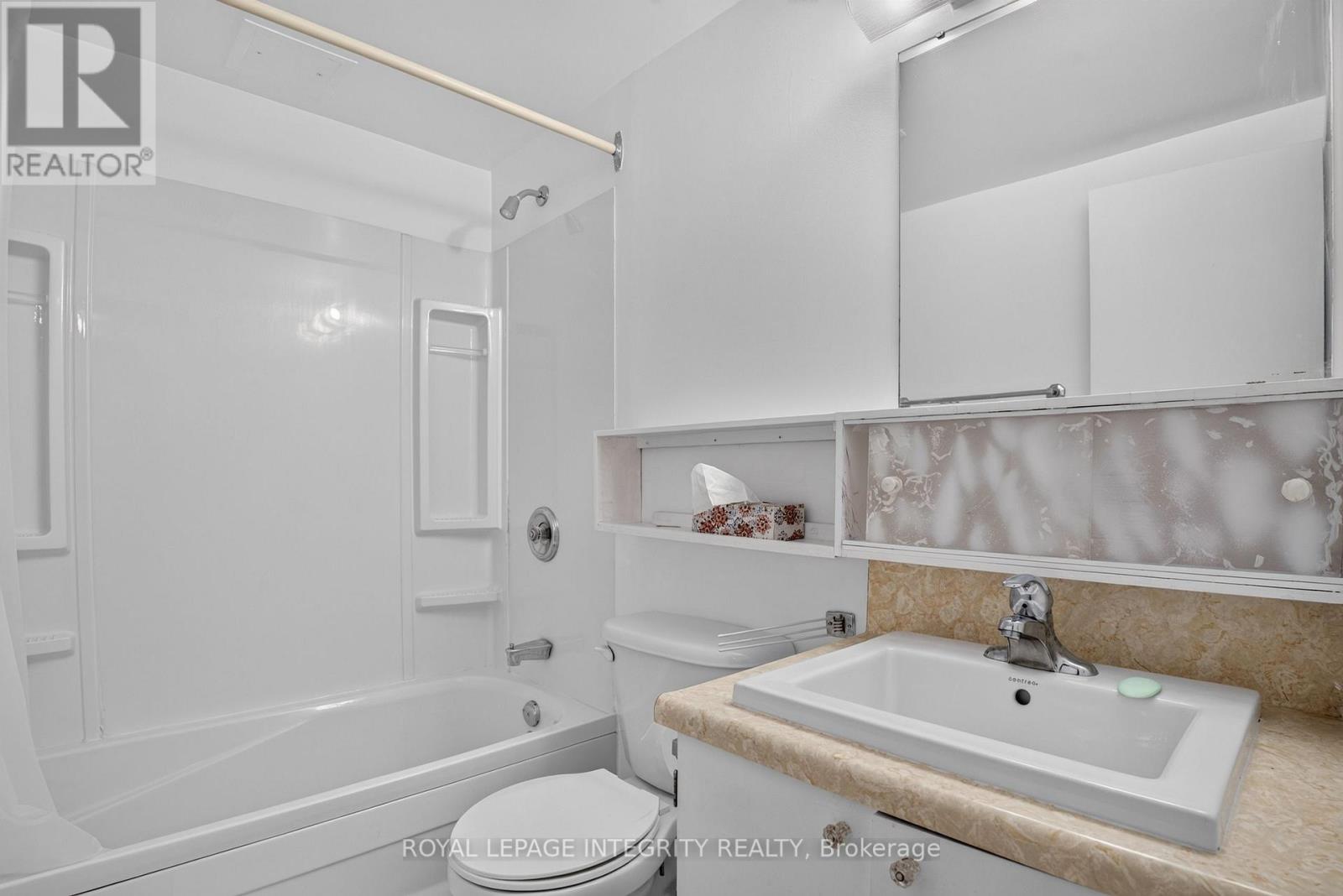 2 Bed, 1 Bath Apartment for Sale in Ottawa – 606 – 2000 JASMINE CRESCENT, Ottawa – MLS# X13642940 - Image 19