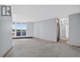606 - 2000 JASMINE CRESCENT — photo 4