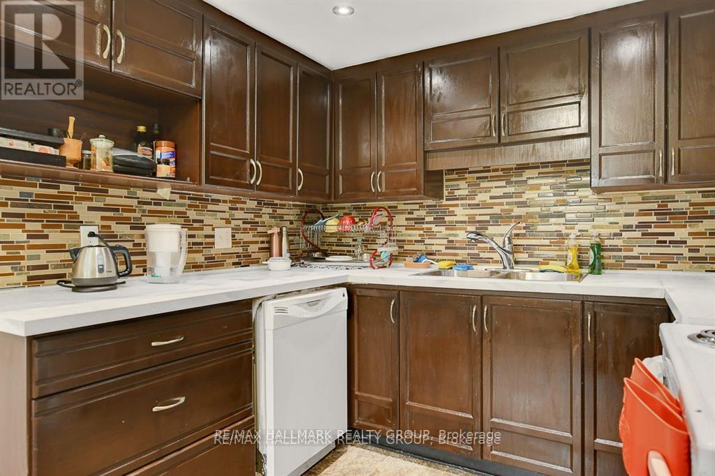 3 Bed, 3 Bath House for Rent in Ottawa – 43 – 43 HAXBY PRIVATE, Ottawa – MLS# X13642954 - Image 14