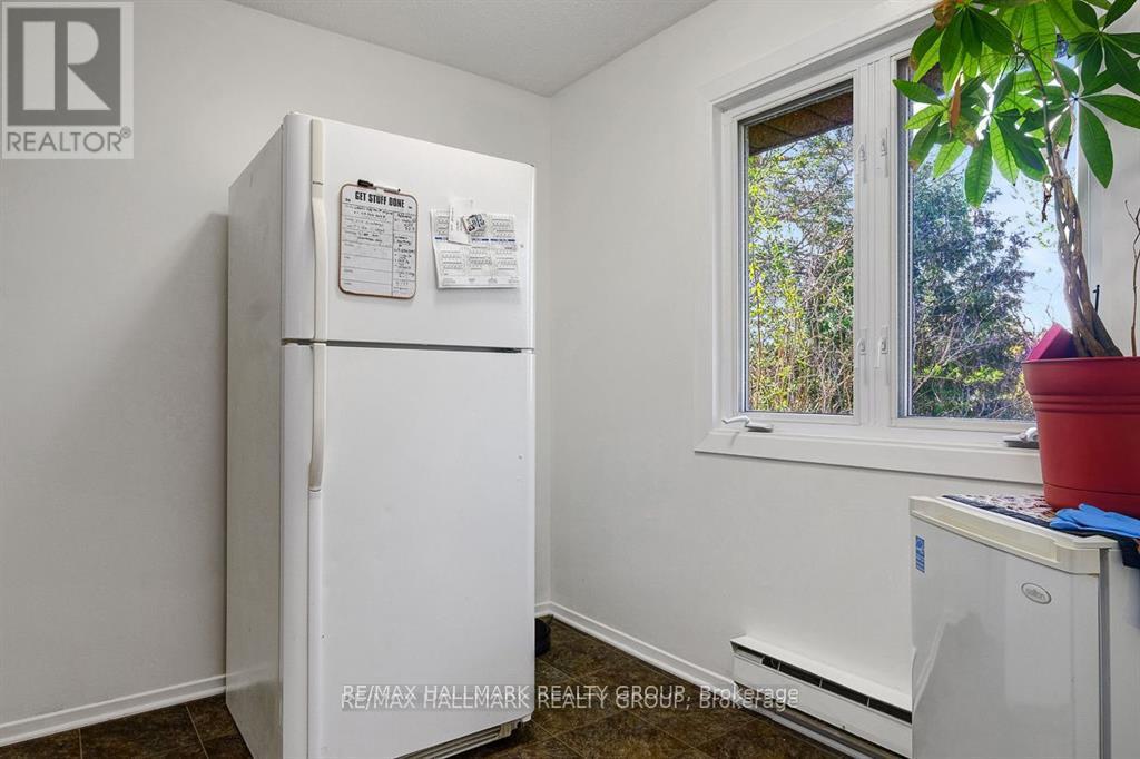 3 Bed, 3 Bath House for Rent in Ottawa – 43 – 43 HAXBY PRIVATE, Ottawa – MLS# X13642954 - Image 16