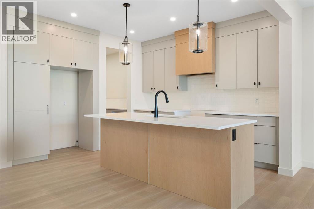 112 Sunrise Heath - Image 8