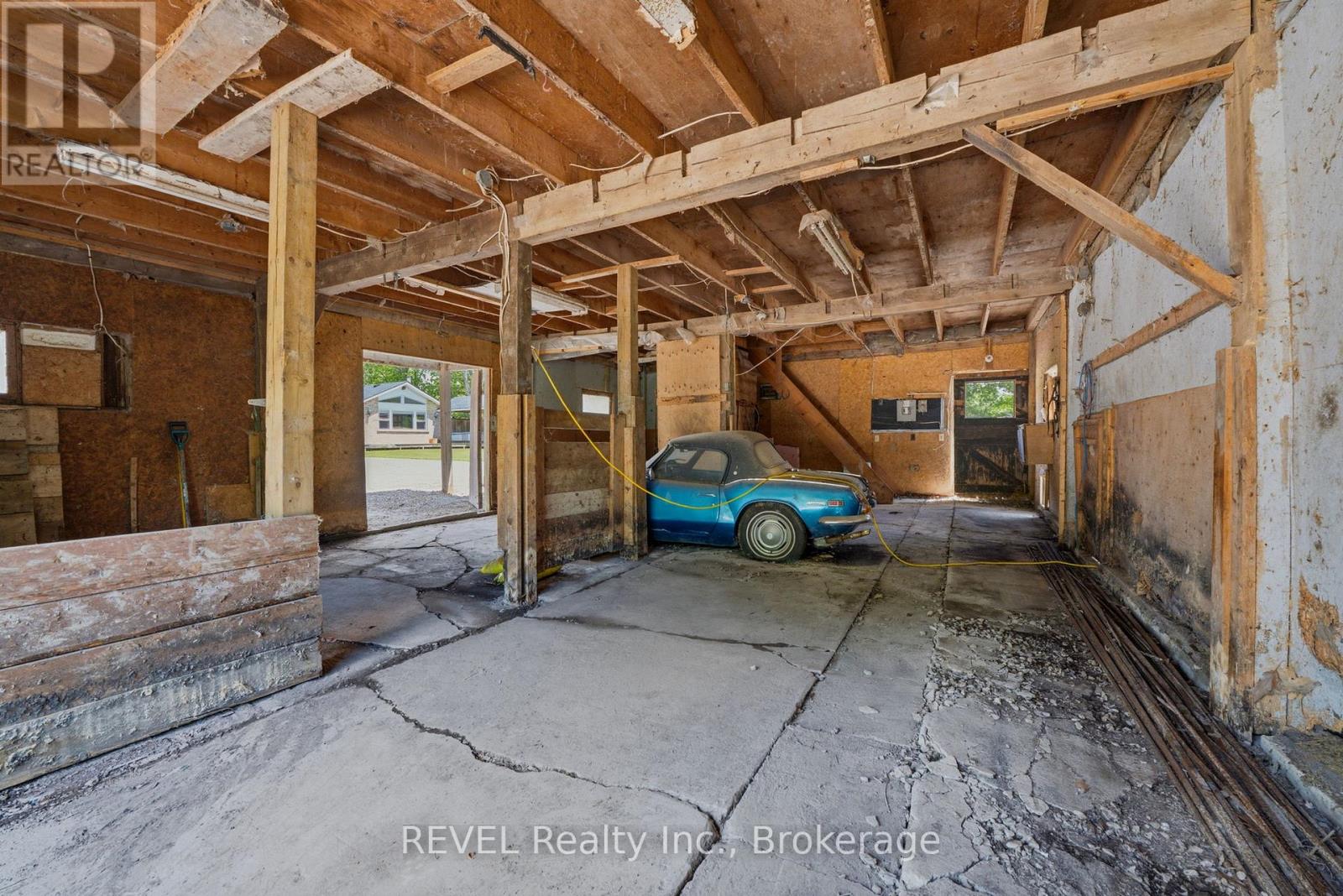 8238 CONCESSION 5 ROAD - Image 16
