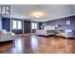 725 Exceller Circle, Newmarket, ON L3X1P4 Photo 21