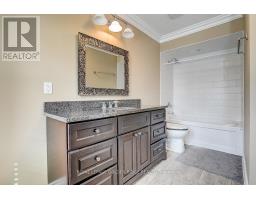 725 Exceller Circle, Newmarket, ON L3X1P4 Photo 25