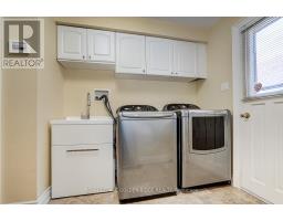 725 Exceller Circle, Newmarket, ON L3X1P4 Photo 41