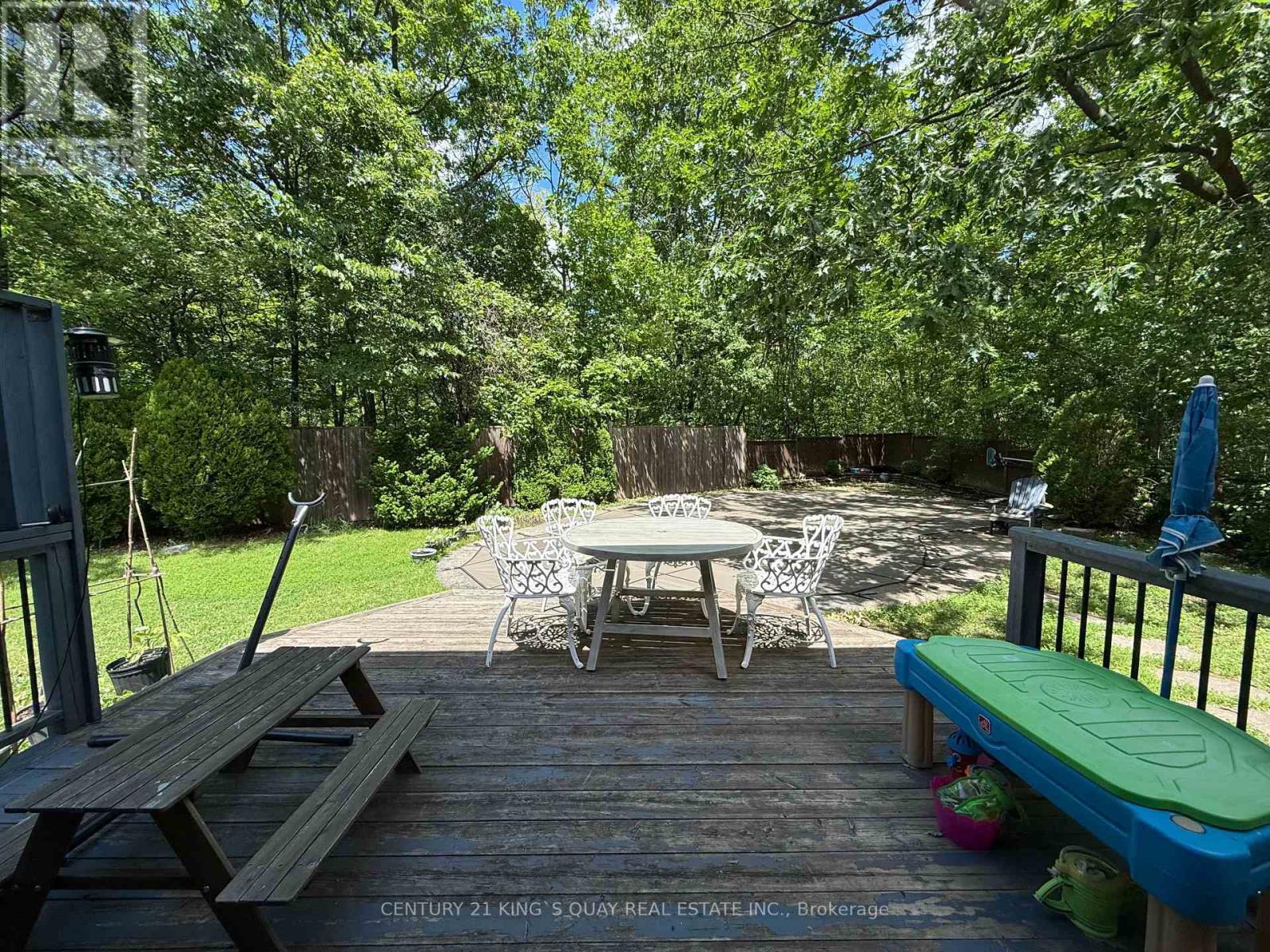 412 FREEMAN CRESCENT - 25
