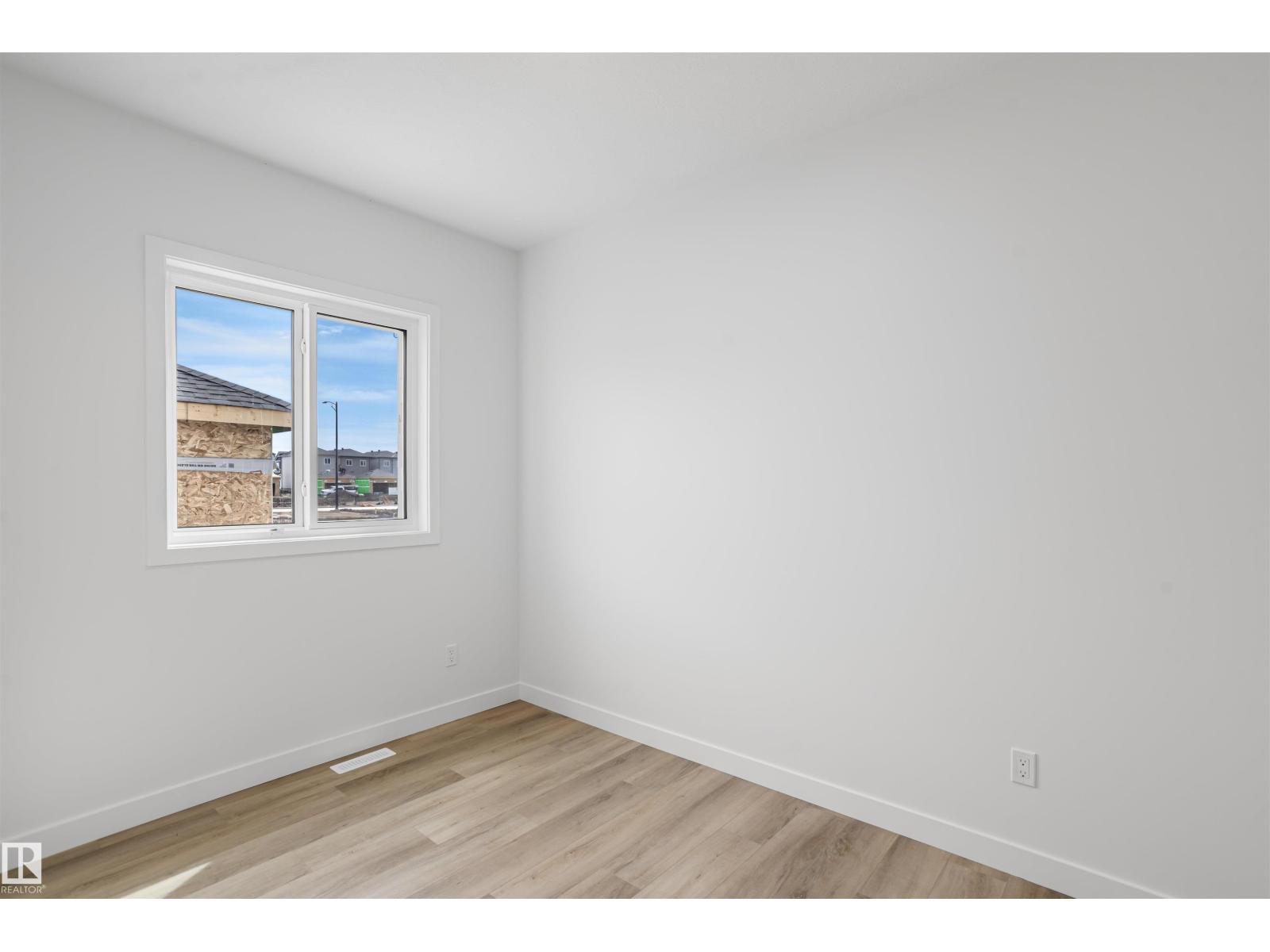 1547 211 ST NW - Image 12