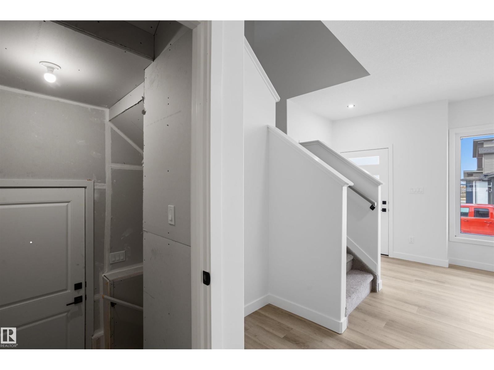 1547 211 ST NW - Image 17