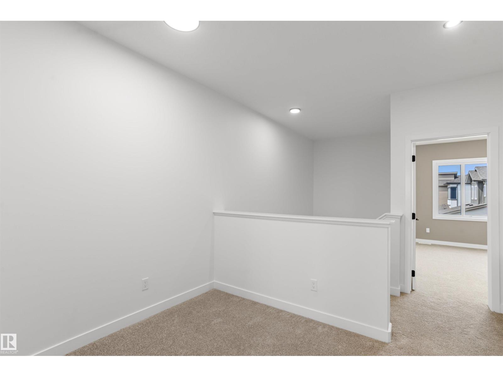 1547 211 ST NW - 20