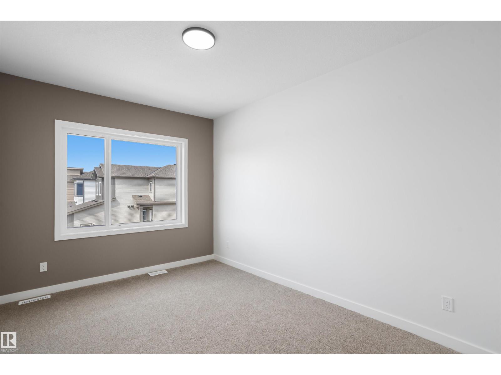 1547 211 ST NW - Image 22