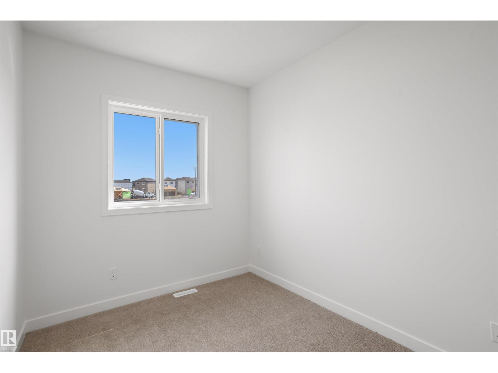 1547 211 ST NW - Image 28