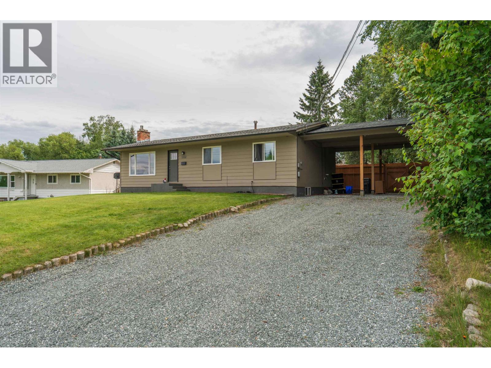 5932 MONTGOMERY CRESCENT - 2