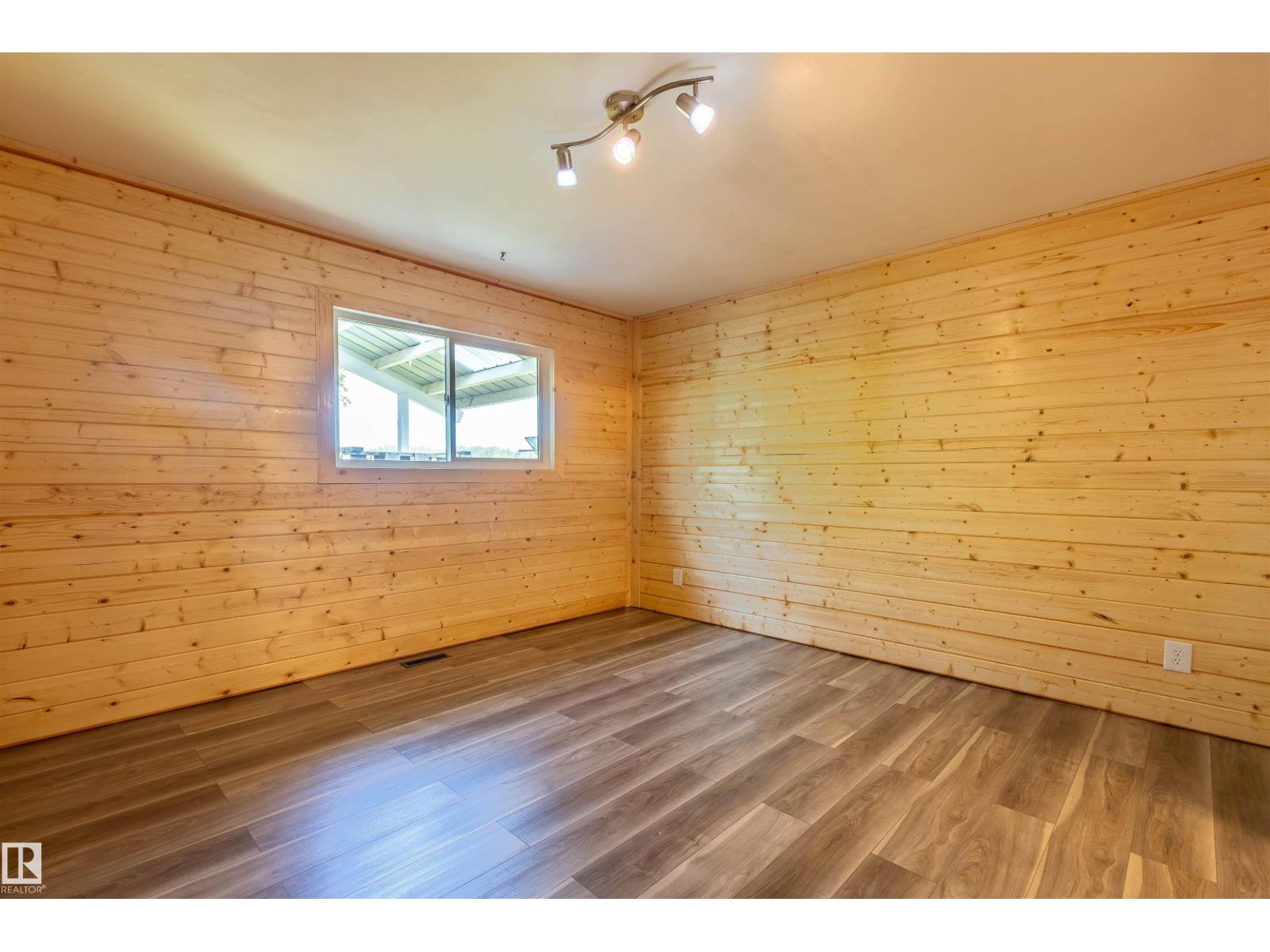 453081 RGE ROAD 75 - Image 16
