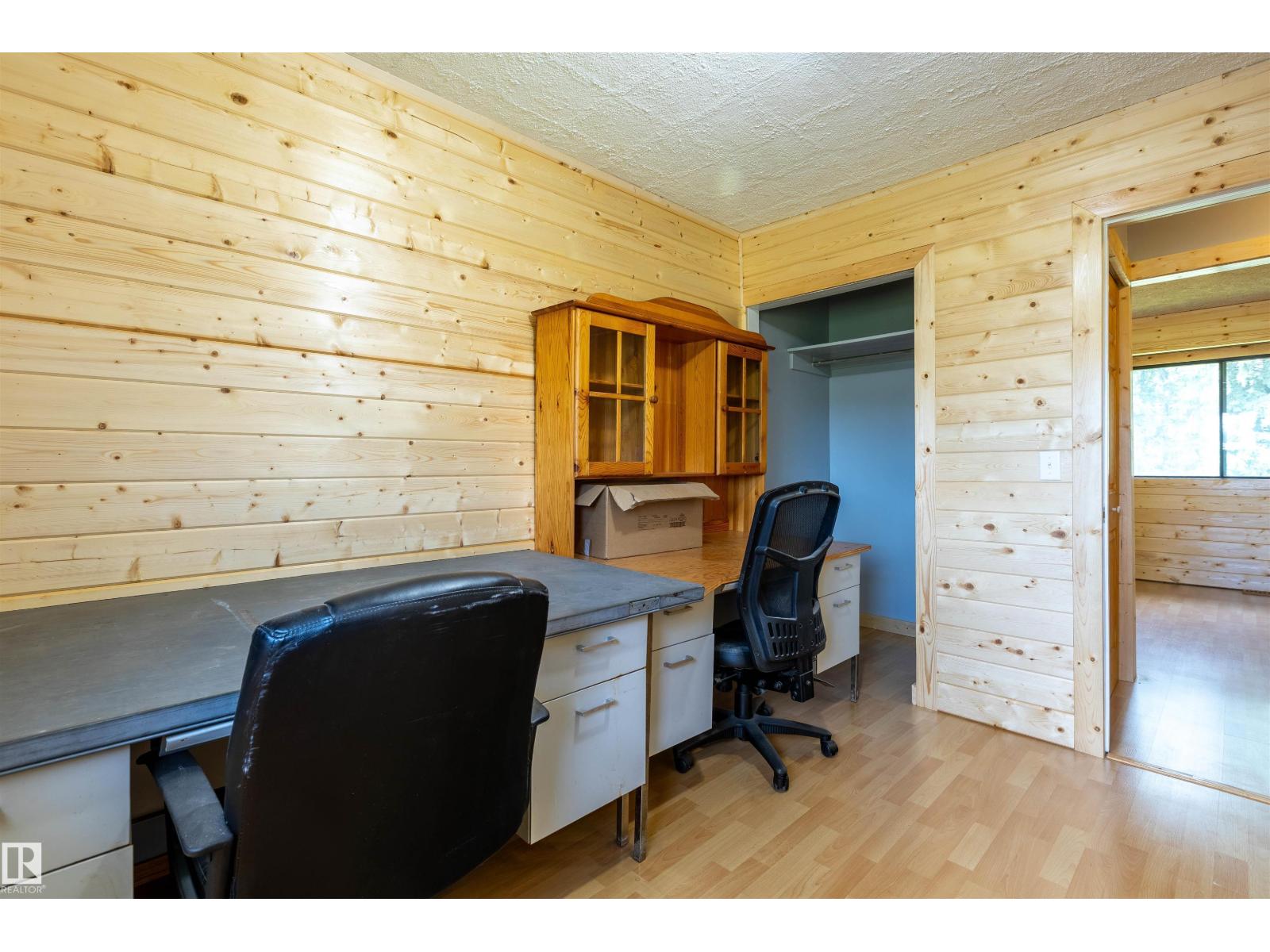 453081 RGE ROAD 75 - 21