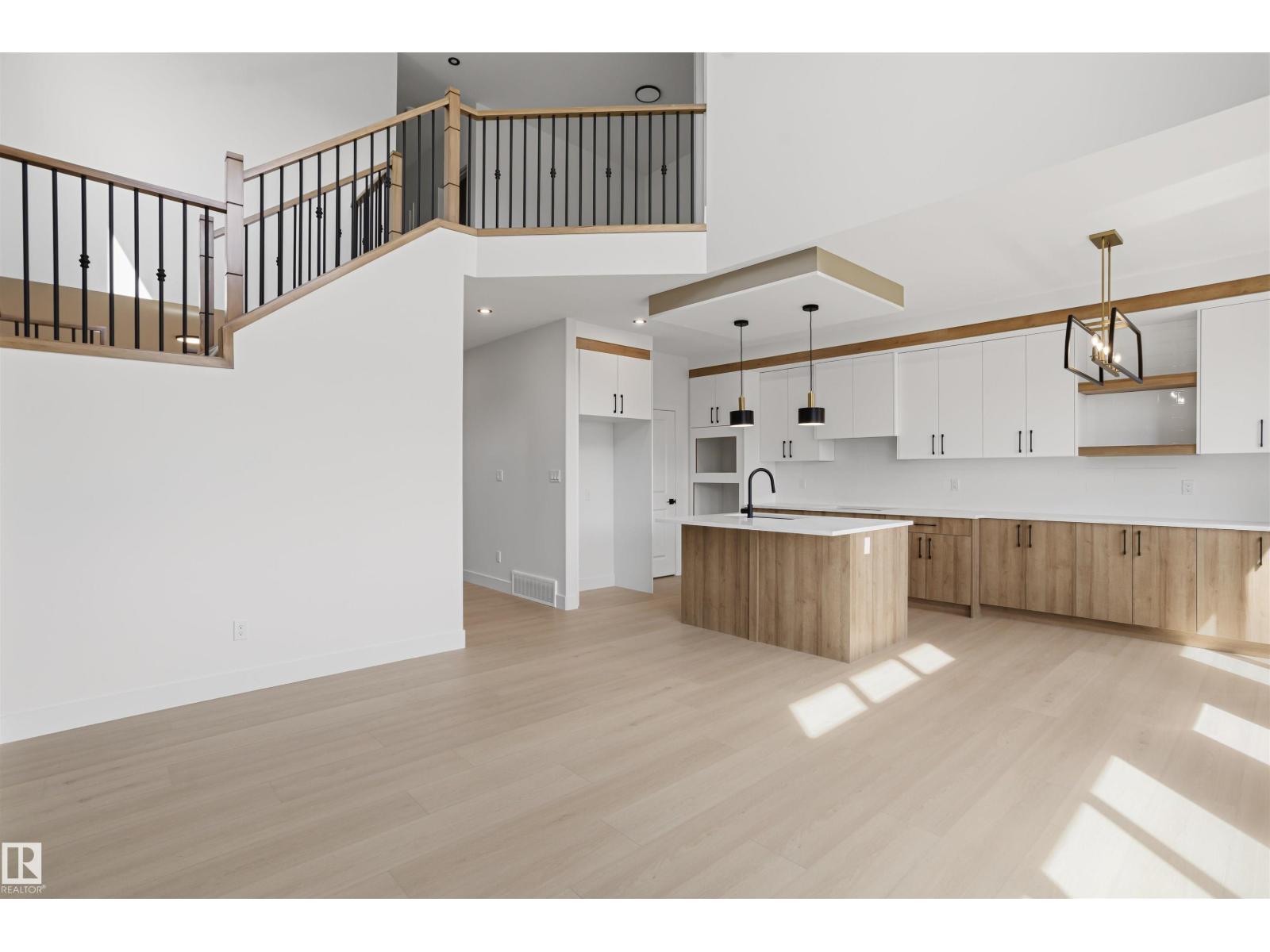 2403 209 ST NW - Image 20