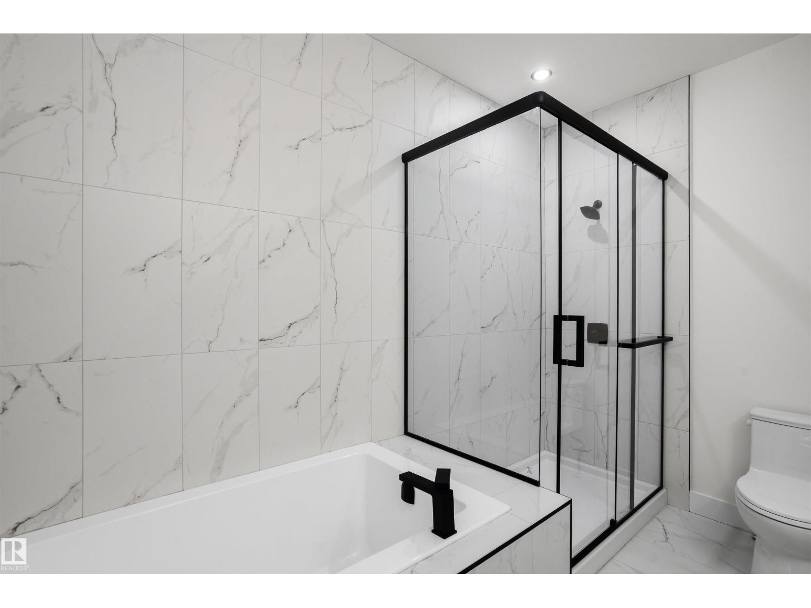 2403 209 ST NW - Image 32