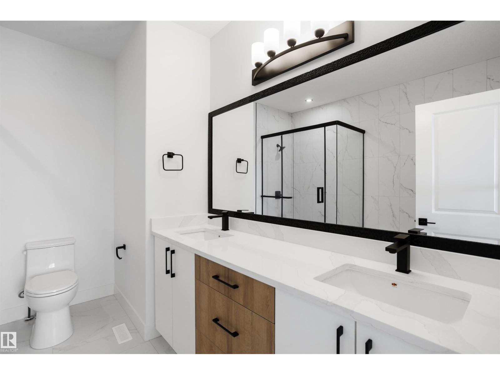 2403 209 ST NW - 31
