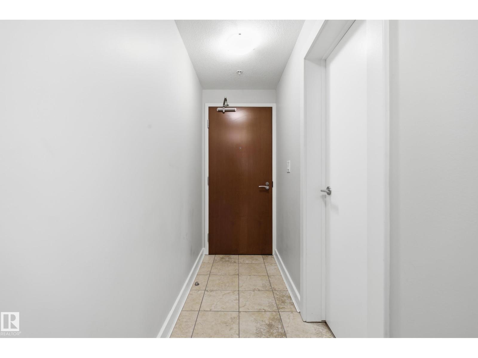 #1005 10152 104 ST NW - 22