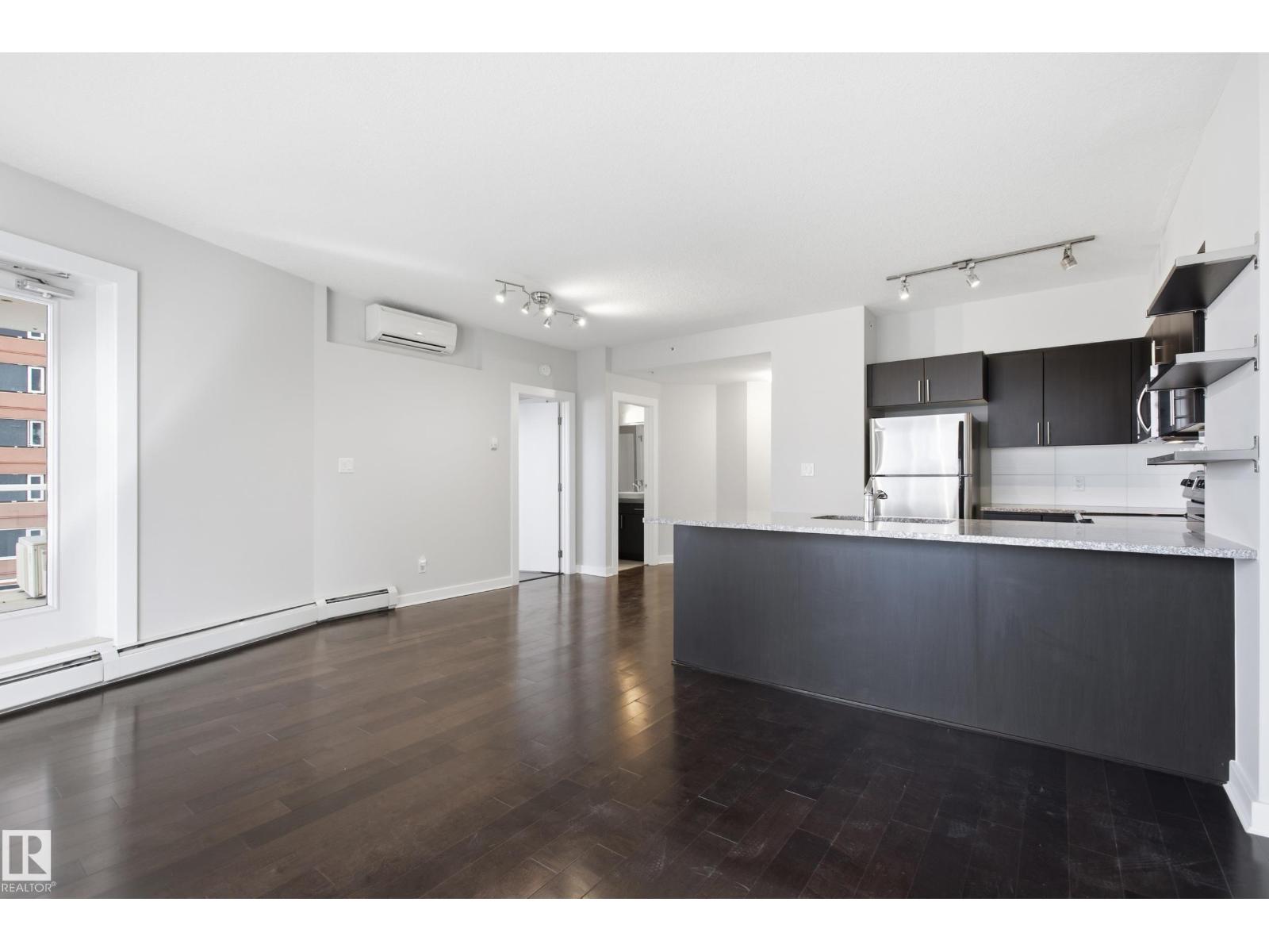 #1005 10152 104 ST NW - 12