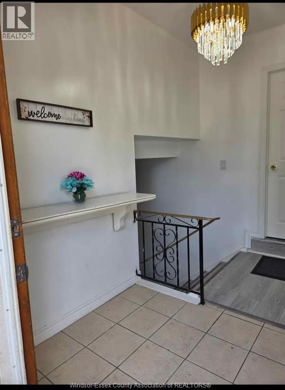 2997 REGIS AVENUE Unit# LOWER, Windsor — photo 2