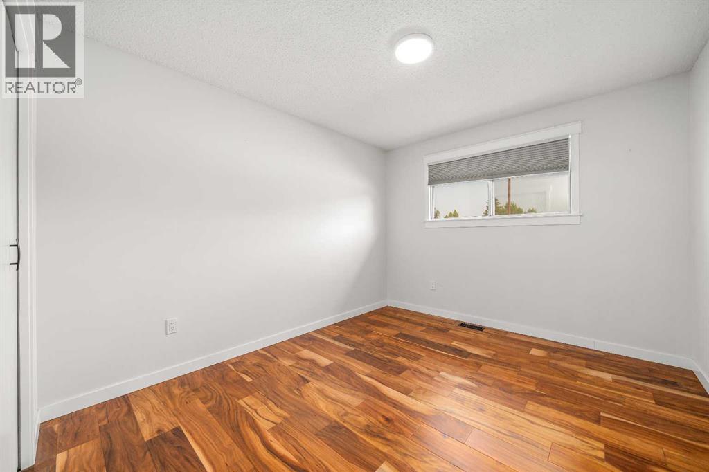 29 Carswell Road SE - Image 22