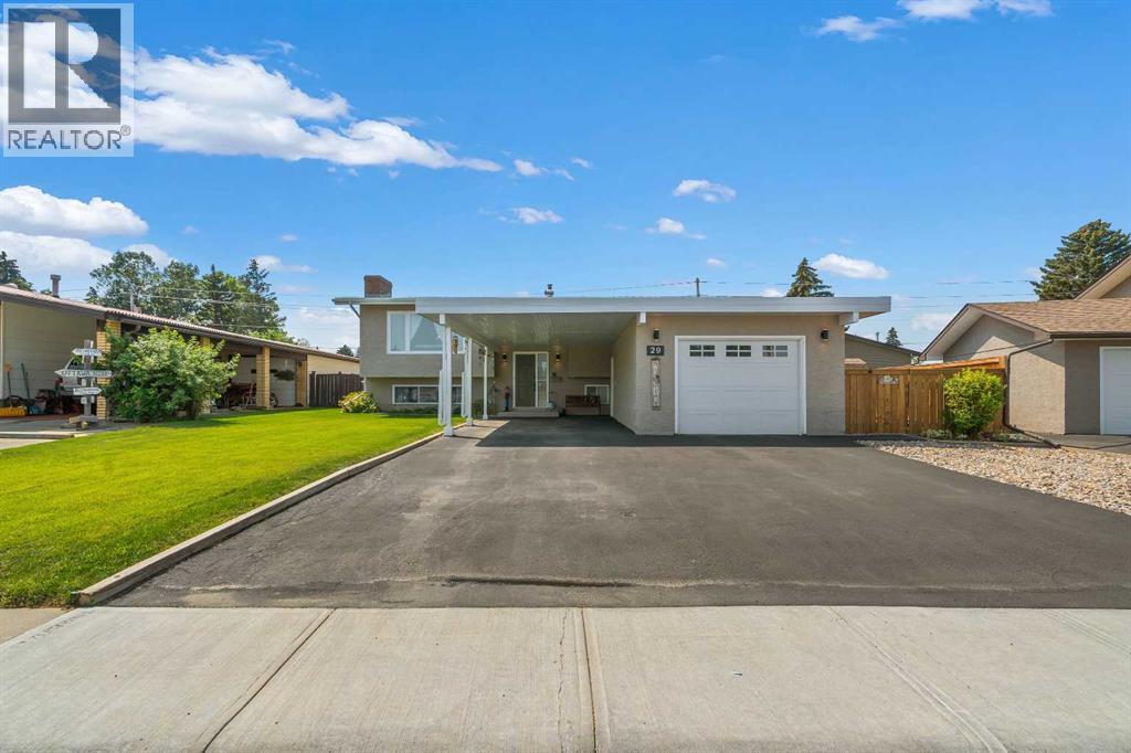 29 Carswell Road SE - 2