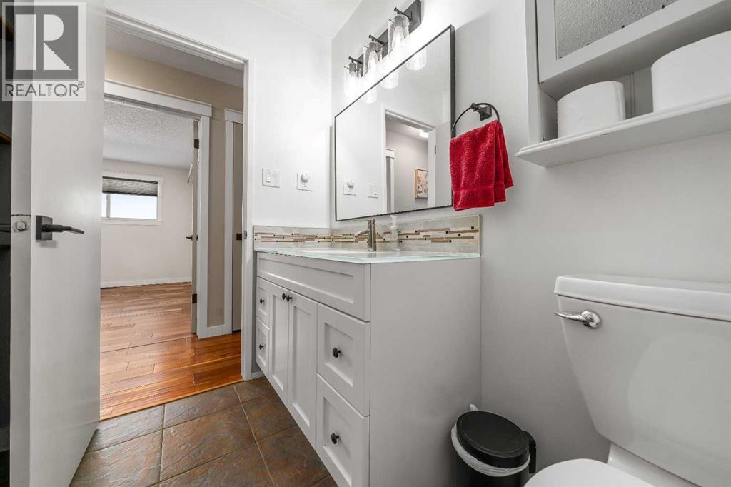29 Carswell Road SE - Image 24