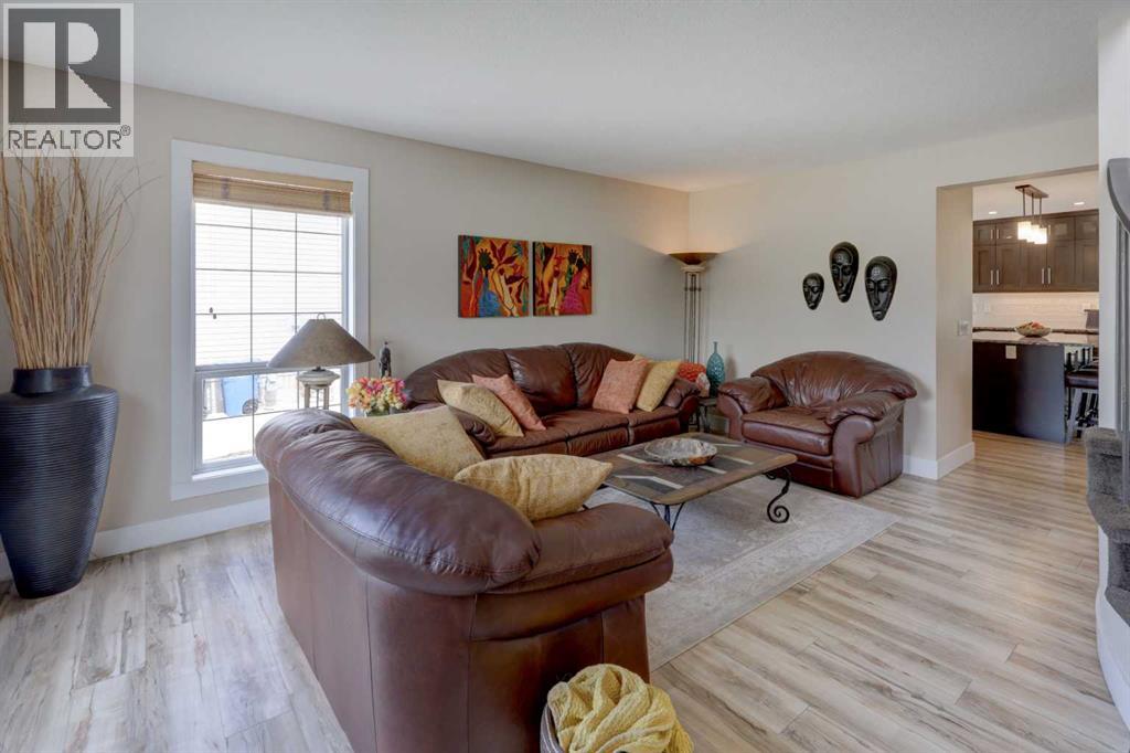 8 Canoe Road SW - Image 4