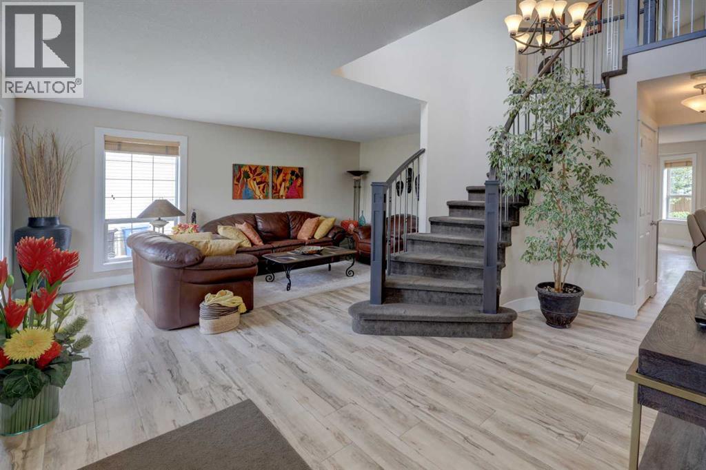 8 Canoe Road SW - Image 3