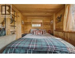 6716 Karjula Road, Falkland, BC V0E1W1 Photo 7
