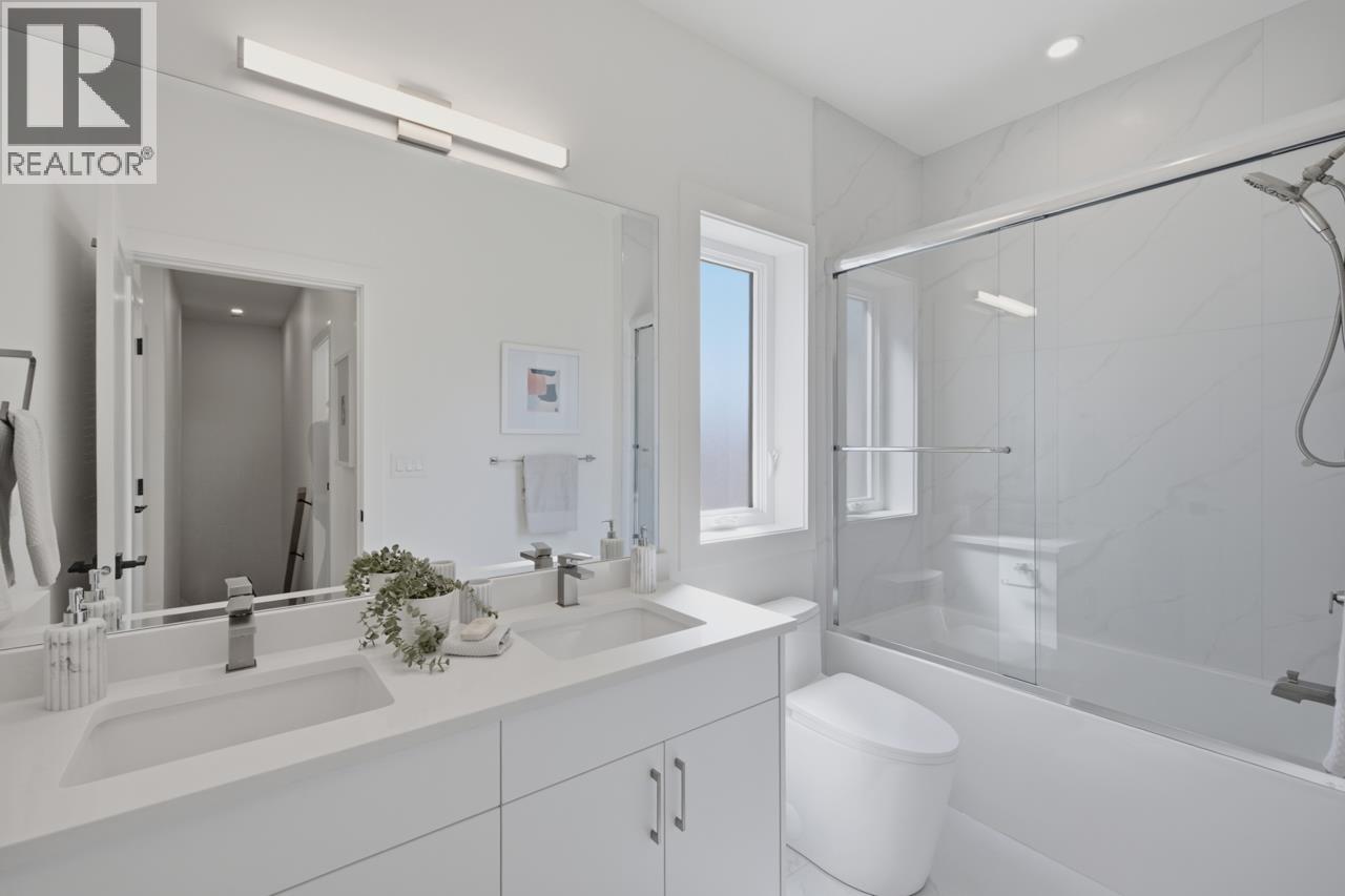 3 Bed, 3 Bath House for Sale in Vancouver – 3016 E 19TH AVENUE, Vancouver – MLS# R3153237 - Image 24