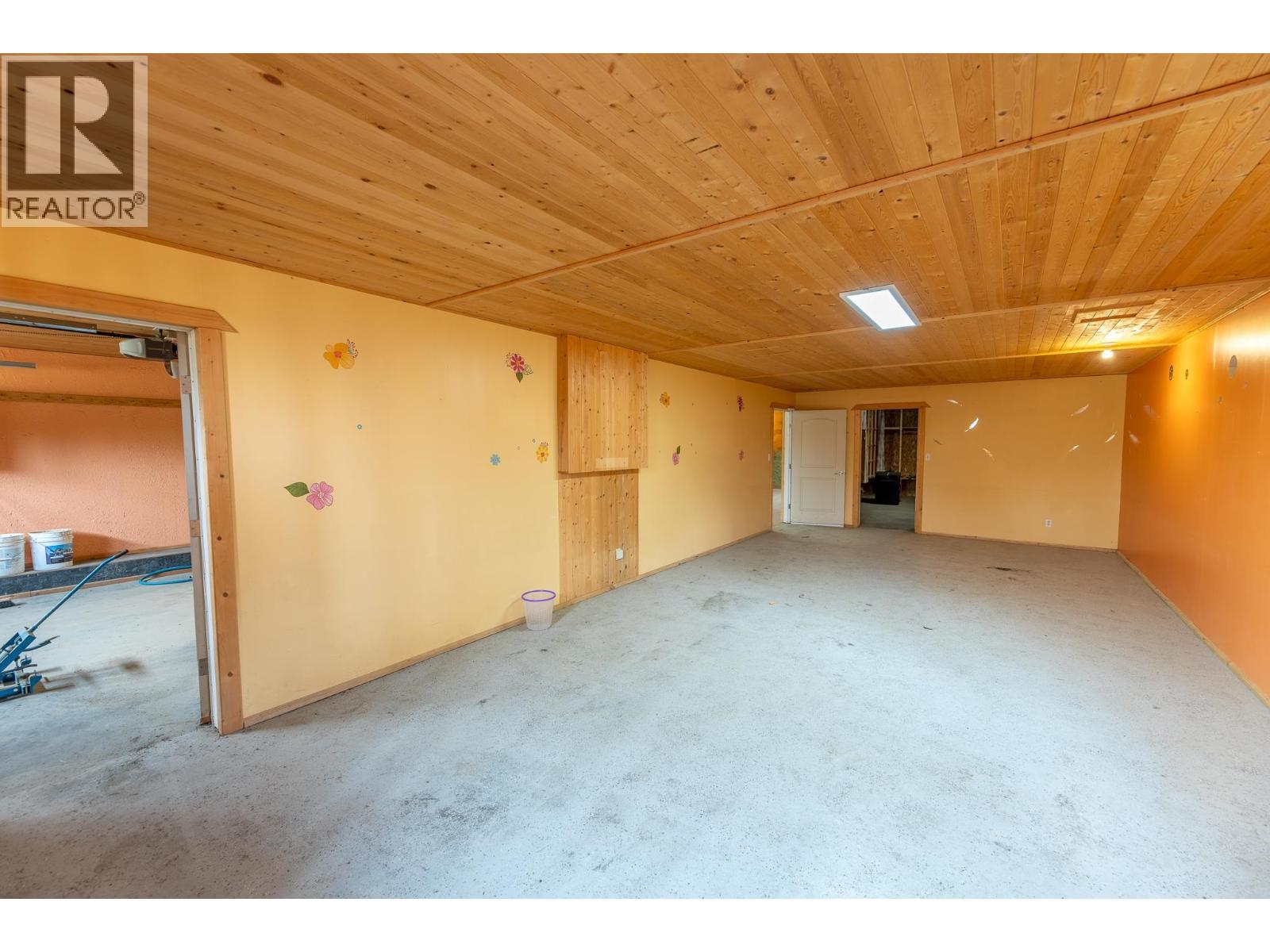 7585 N BONAPARTE ROAD - Image 18