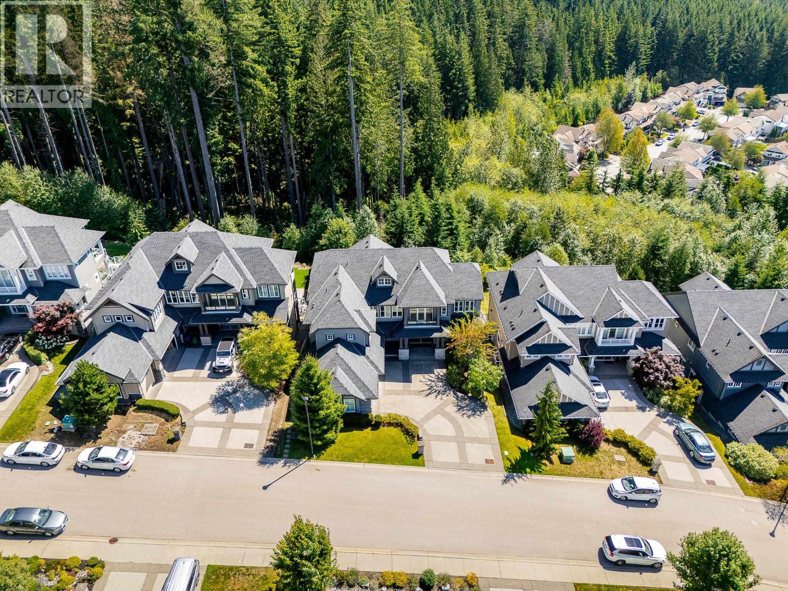 22 HERITAGE PEAK ROAD, Port Moody