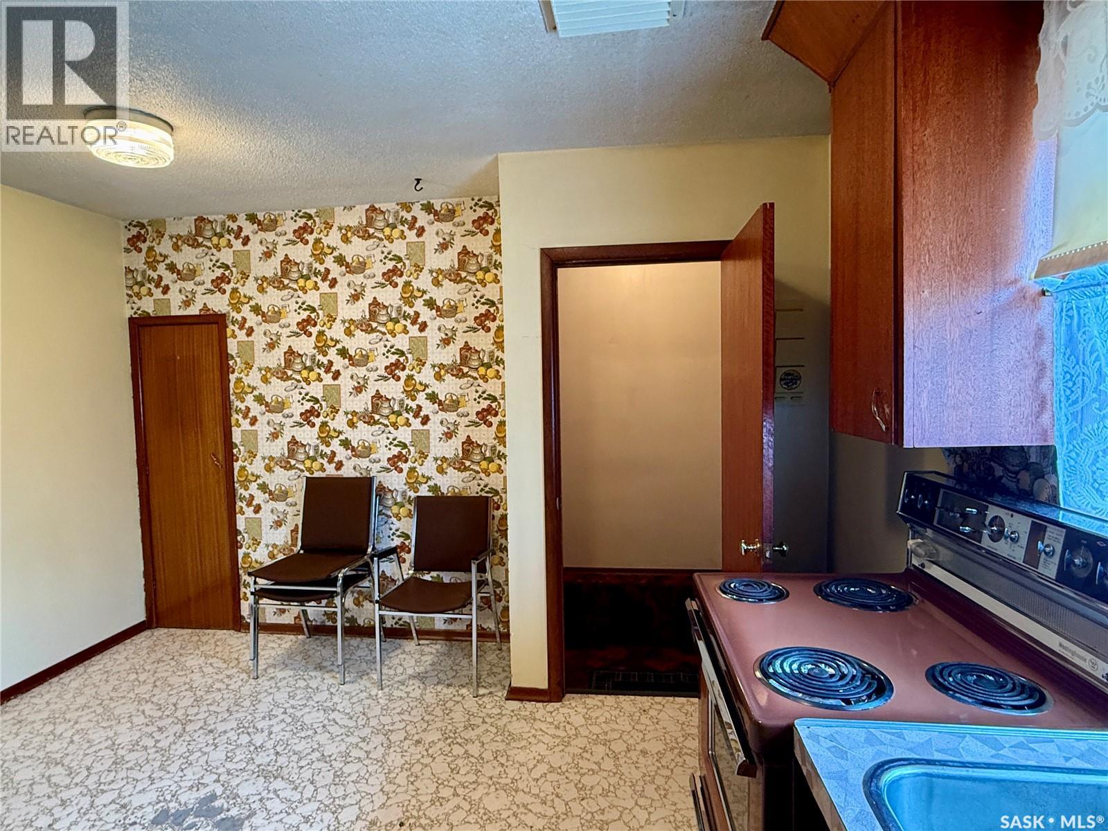 2921 23rd STREET W, Saskatoon — photo 3