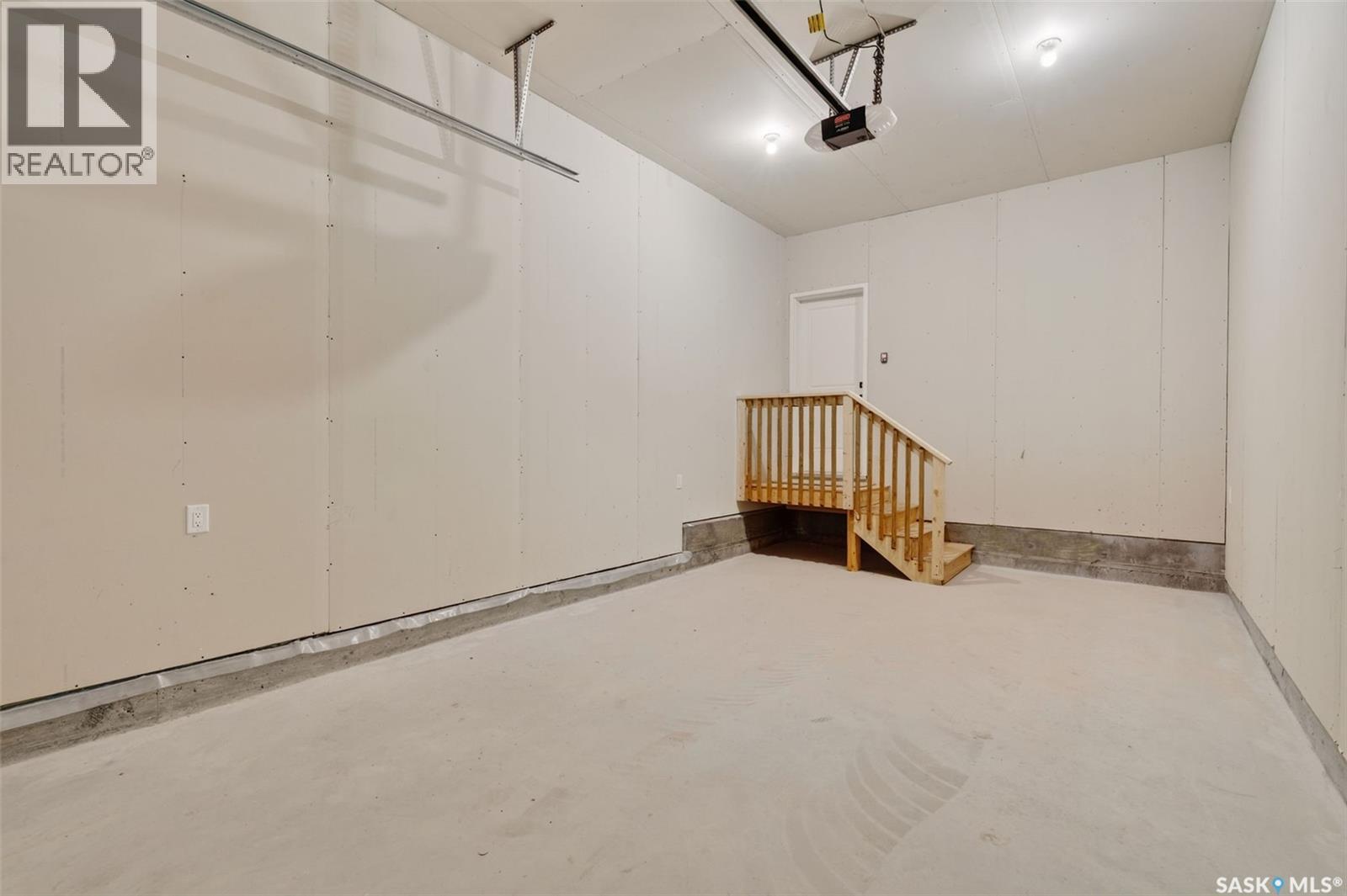 1008 10th STREET - 30