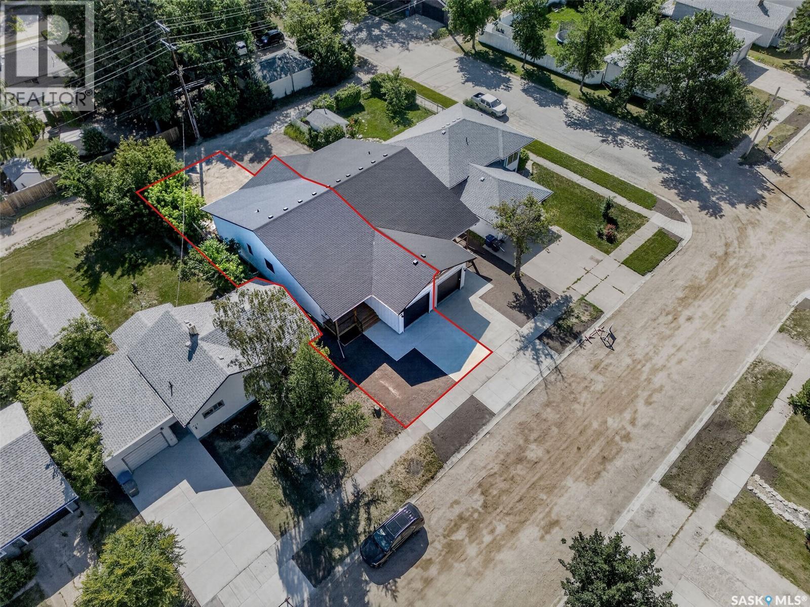 1008 10th STREET - 47