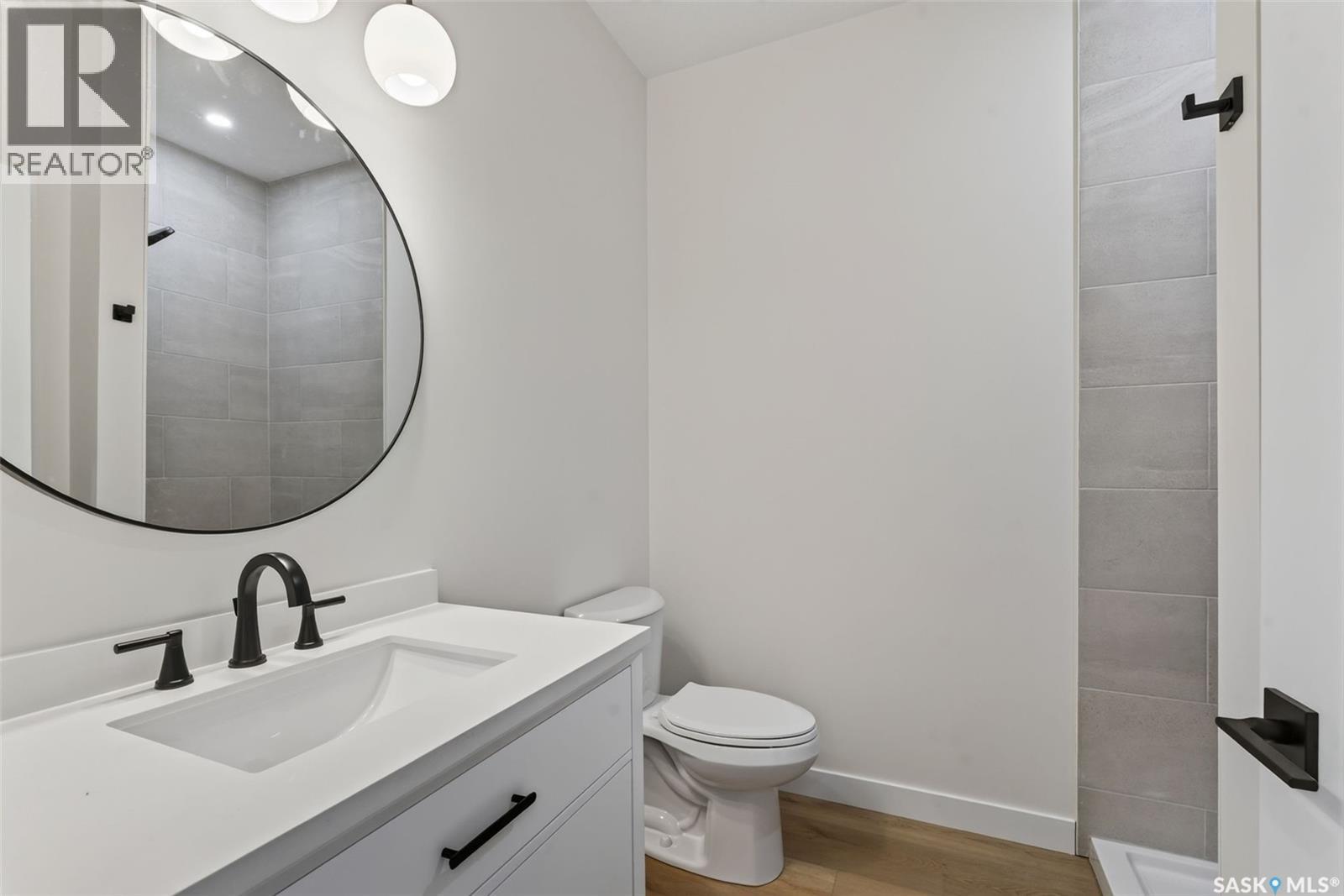 1008 10th STREET - 6