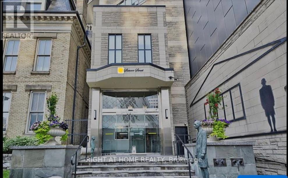#705 71 SIMCOE STREET - 1