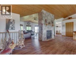 Other - 2054 Township Road 342 Township, Rural Red Deer County, AB T0M0K0 Photo 9