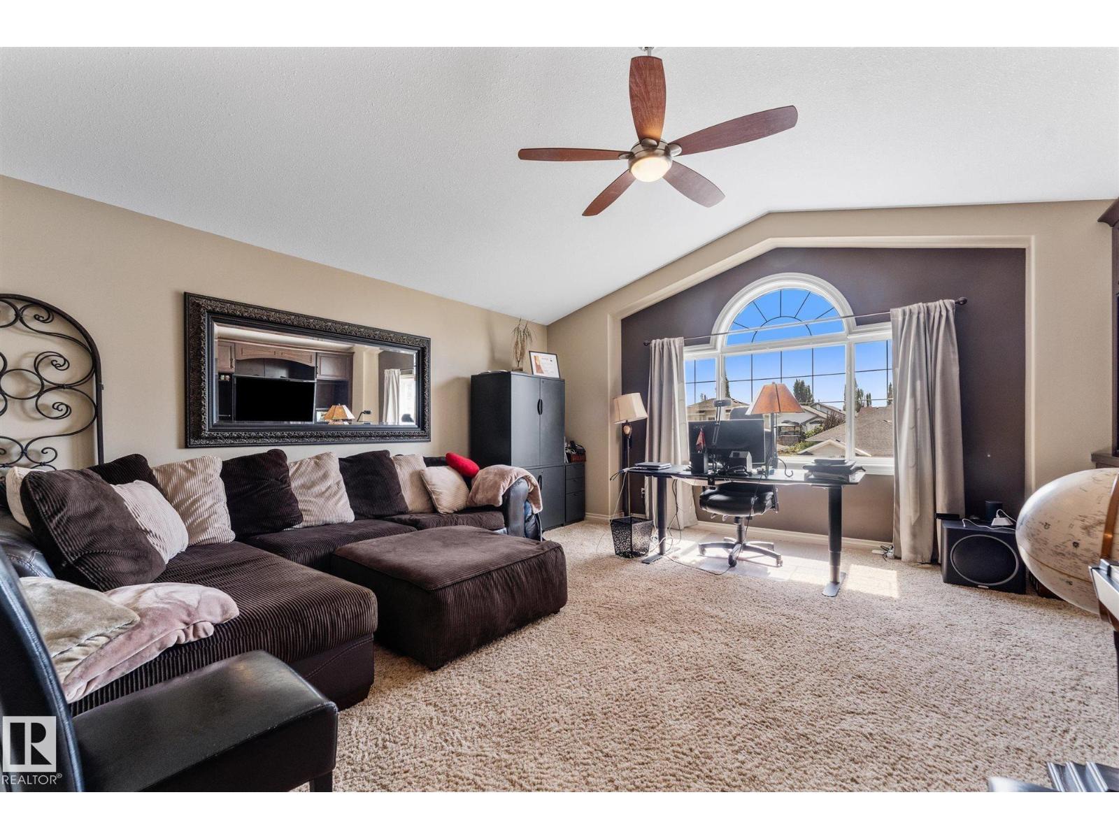 8 DANFIELD PL - Image 17